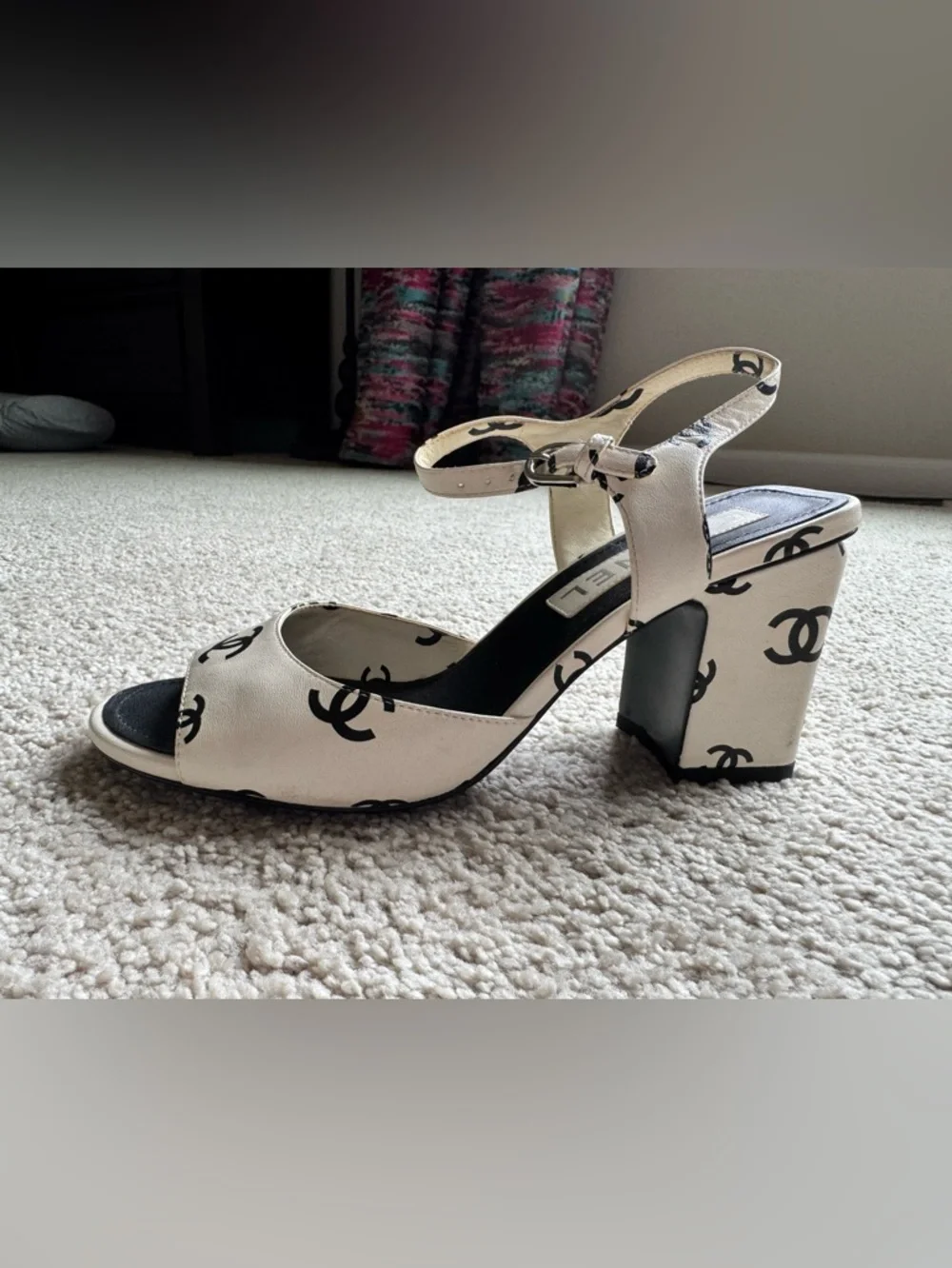 CHANEL 22SS Runway Style Printed CC Slingback Heeled Sandals, Size 37 - Picture 3 of 10